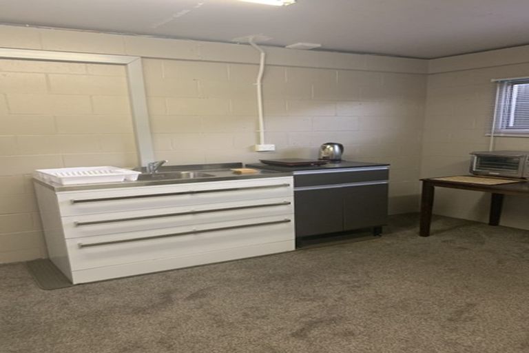 Photo of property in 43 Robertson Street, Richmond, Invercargill, 9810