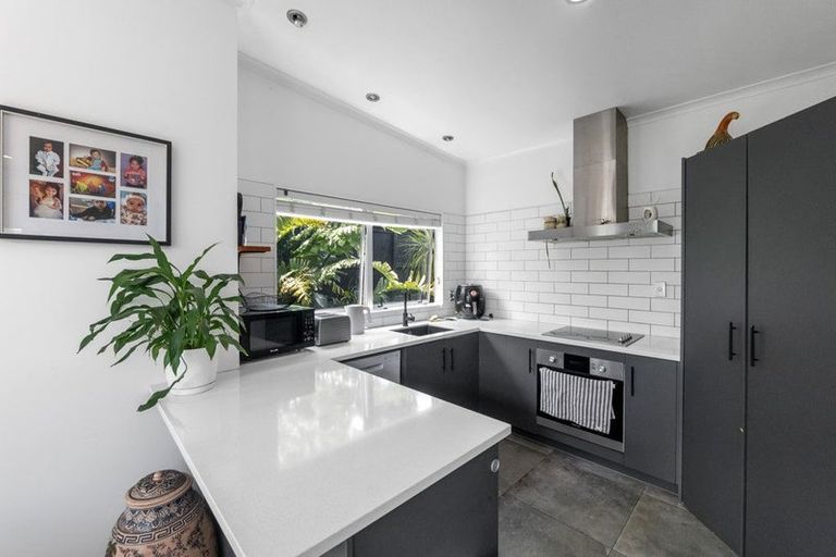 Photo of property in 290b Oceanbeach Road, Mount Maunganui, 3116