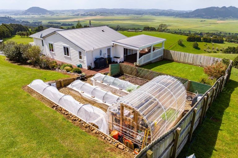 Photo of property in 137 Going Road, Ruatangata West, Kamo, 0185