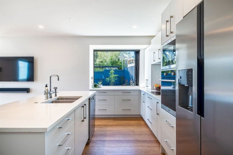 Photo of property in 155 Spinella Drive, Bayview, Auckland, 0629