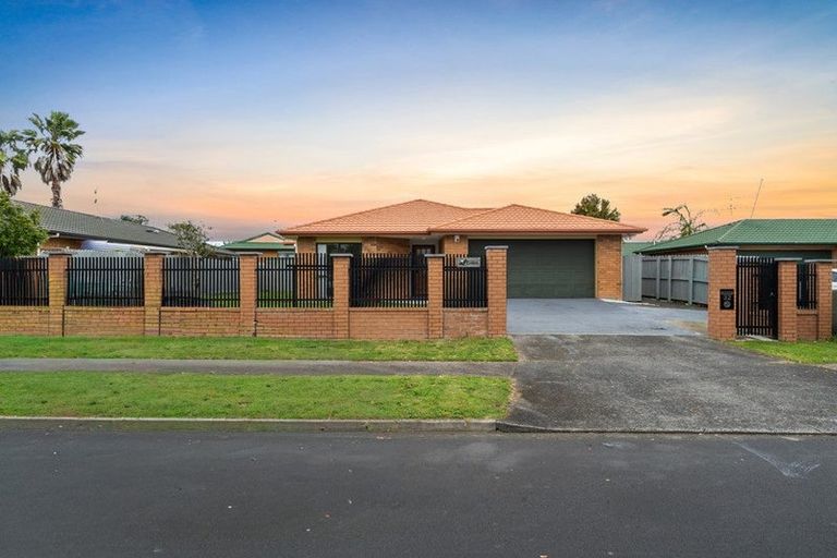 Photo of property in 32 Eastland Road, Flat Bush, Auckland, 2019