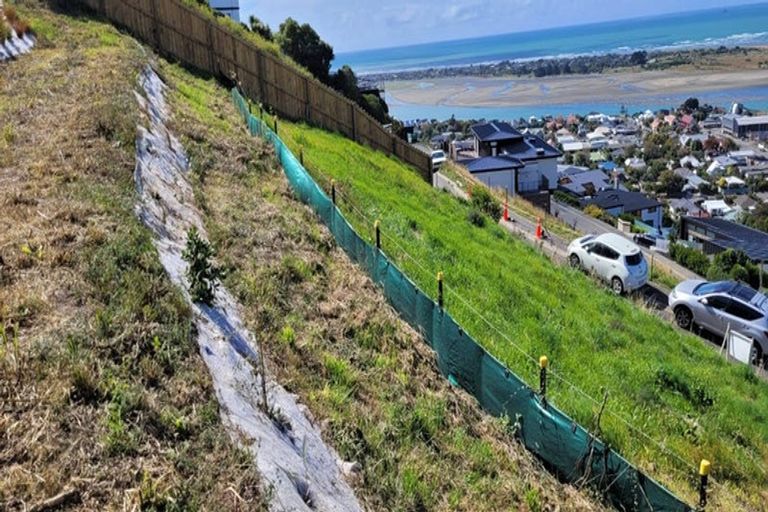 Photo of property in 19 Challenger Lane, Redcliffs, Christchurch, 8081