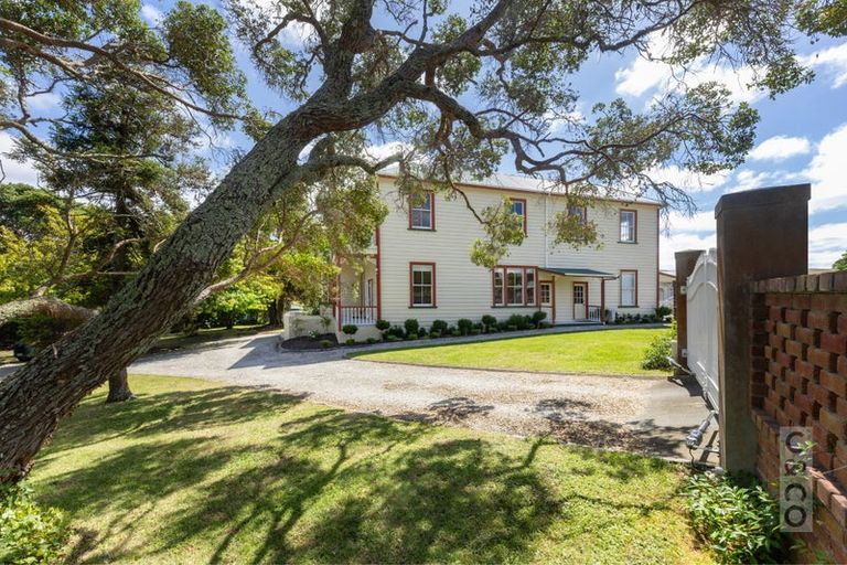 Photo of property in 14 Nelson Street, Helensville, 0800