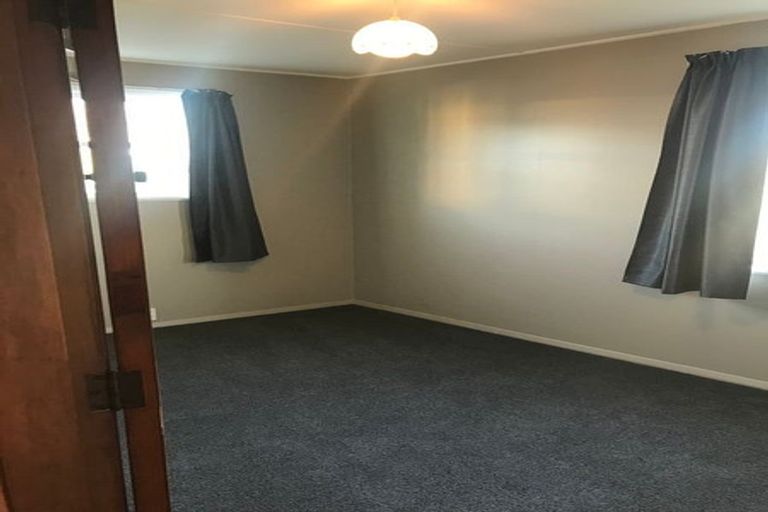 Photo of property in 61 Turner Street, Edendale, 9825