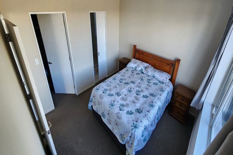 Photo of property in 34 Solander Road, Pegasus, 7612