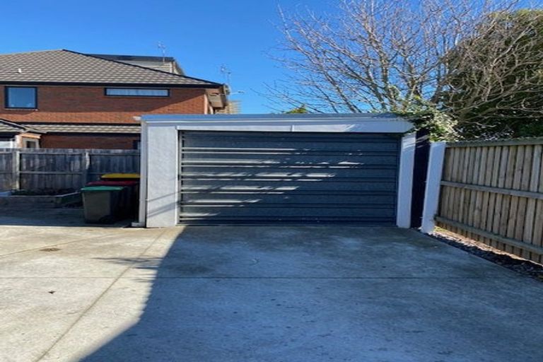 Photo of property in 1/501 Barbadoes Street, Edgeware, Christchurch, 8013