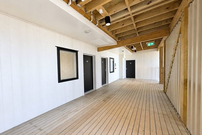 Photo of property in 10/165 Hobsonville Point Road, Hobsonville, Auckland, 0616