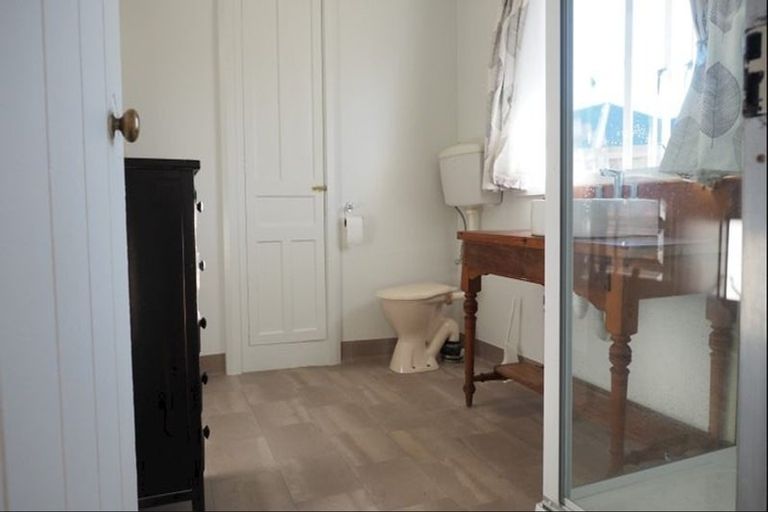 Photo of property in 156 Mcmurdo Street, Tinwald, Ashburton, 7700