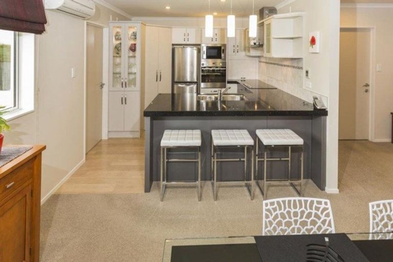 Photo of property in 239 Jeffs Road, Flat Bush, Auckland, 2016