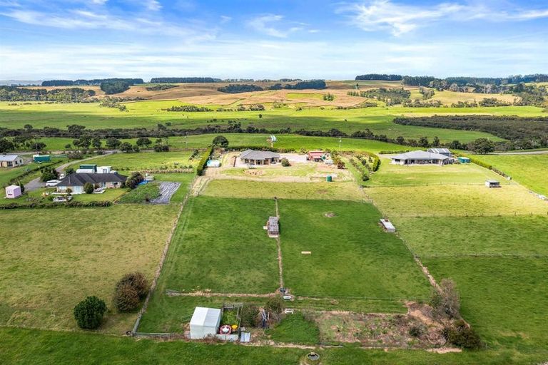 Photo of property in 251 Mairetahi Road, South Head, Helensville, 0874