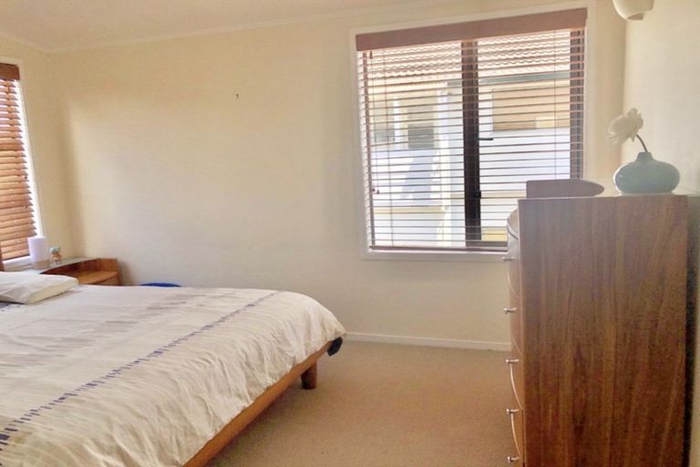 Photo of property in 46 Marendellas Drive, Bucklands Beach, Auckland, 2014