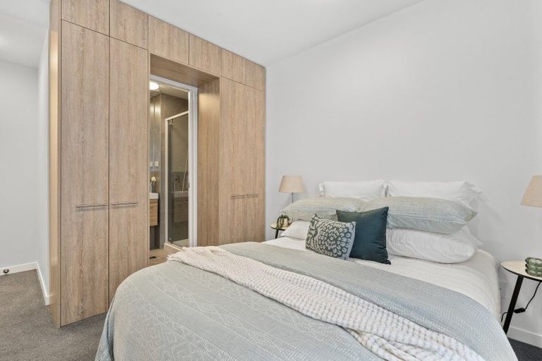 Photo of property in 2/69 Tiketike Way, Brooklyn, Wellington, 6021