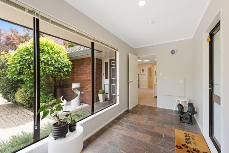 Photo of property in 383a Te Moana Road, Waikanae, 5036