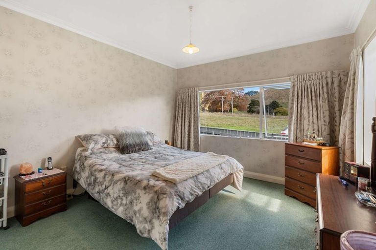 Photo of property in 608 Ongo Road, Hunterville, 4782