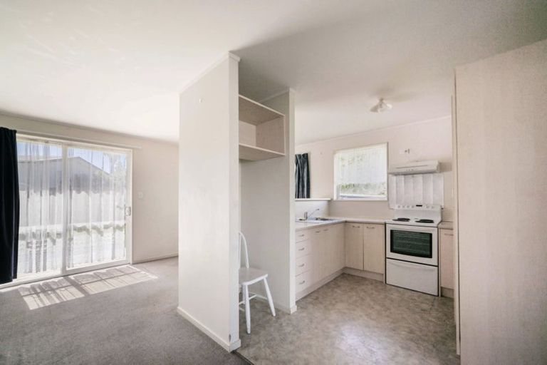 Photo of property in 51a Palmers Road, Clendon Park, Auckland, 2103