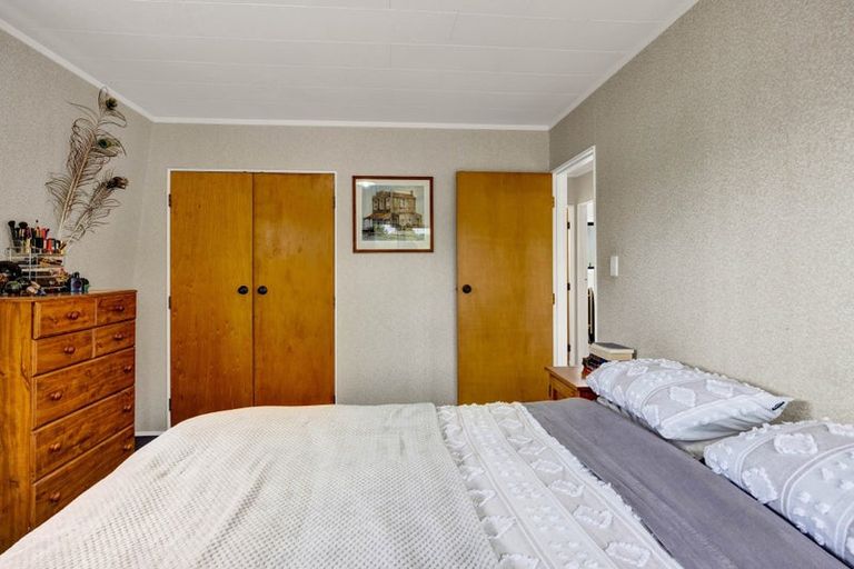 Photo of property in 33 Oberon Street, Stratford, 4332