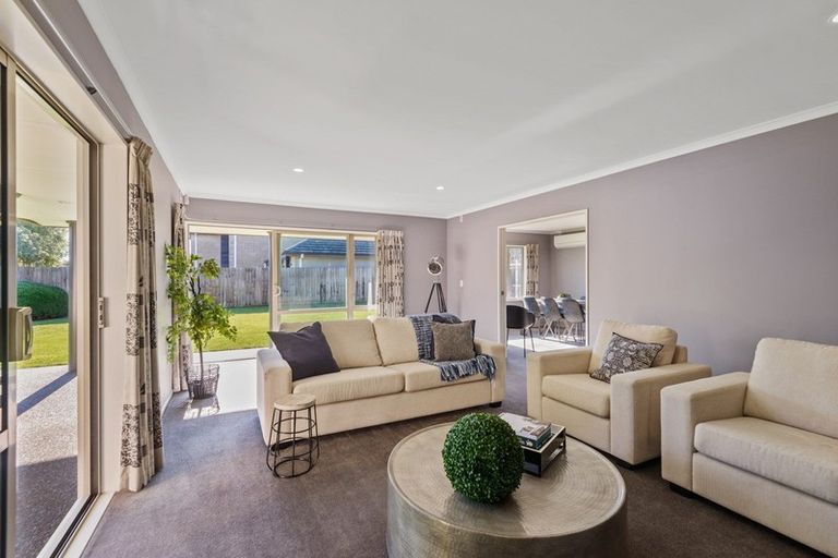 Photo of property in 3 Bancroft Place, Parklands, Christchurch, 8083