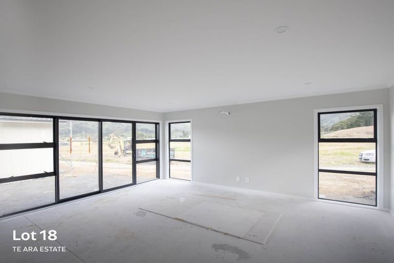 Photo of property in 40 Te Ara O Roimata, Wainuiomata, Lower Hutt, 5014