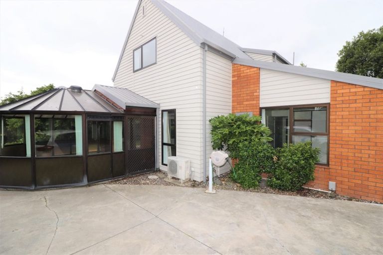 Photo of property in 46a Coopers Road, Dallington, Christchurch, 8061