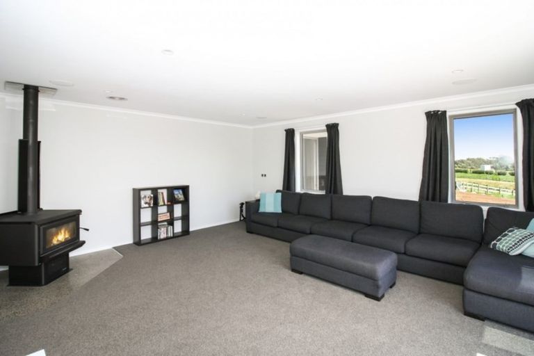 Photo of property in 1258 Frankley Road, Hurworth, New Plymouth, 4371