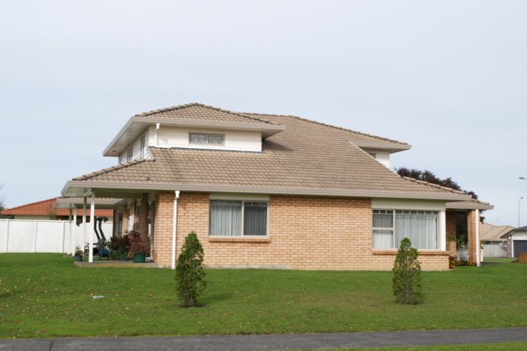 Photo of property in 1 Shannon Place, Northpark, Auckland, 2013