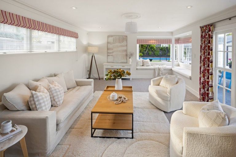 Photo of property in 74 Princes Street, Cambridge, 3434