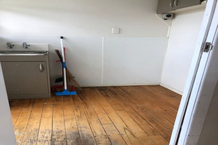 Photo of property in 57 Chingford Close, Mangere, Auckland, 2022