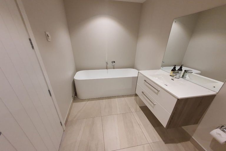 Photo of property in St Andrews Park, 42b Highview Terrace, Queenstown, 9300