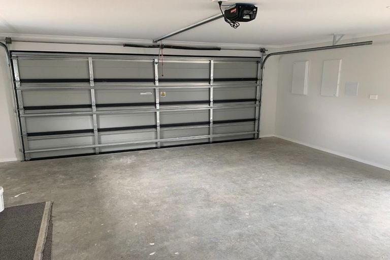 Photo of property in 16 Anglers Way, Omokoroa, 3114