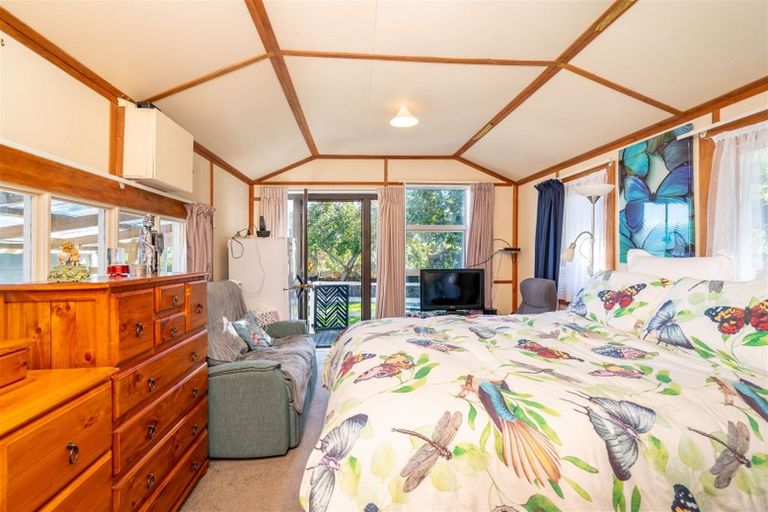 Photo of property in 21 Castle Street, Waihola, Milton, 9073