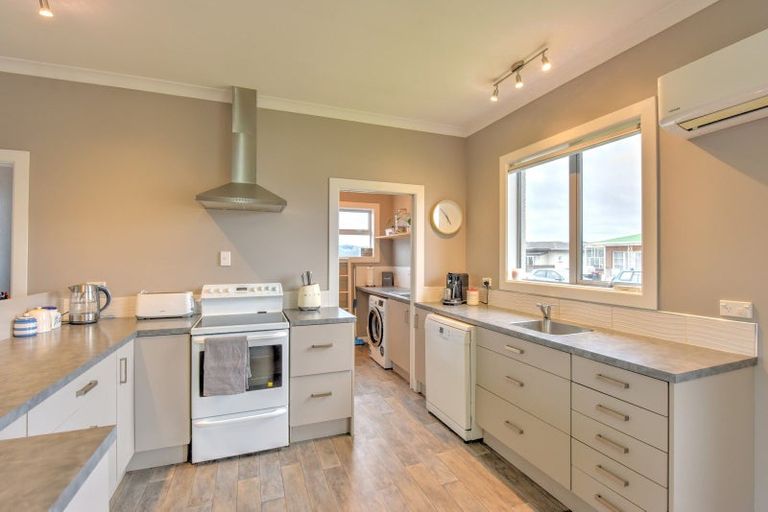 Photo of property in 12 Thistle Street, Gore, 9710