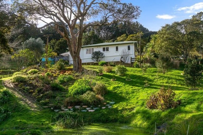 Photo of property in 550 Kaipara Flats Road, Dome Forest, Warkworth, 0981
