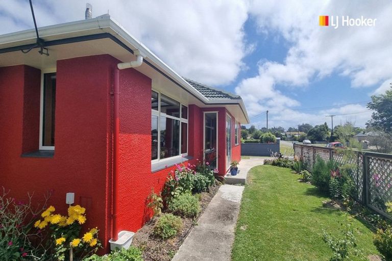 Photo of property in 24 Roseness Street, Palmerston, 9430