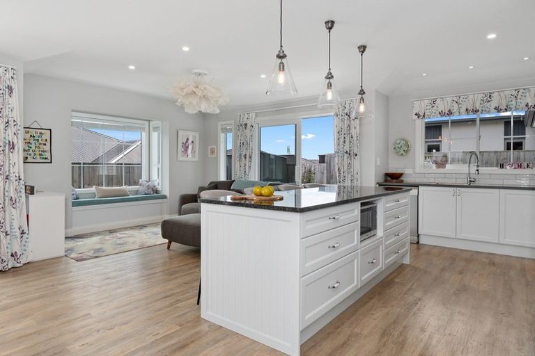 Photo of property in 24 Mervyn Place, Ohauiti, Tauranga, 3112