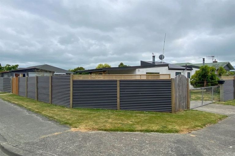 Photo of property in 27 John Street, Temuka, 7920