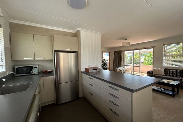 Photo of property in 60 Totara Terrace, Wanaka, 9305