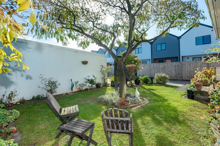 Photo of property in 4/110 Barbour Street, Waltham, Christchurch, 8011