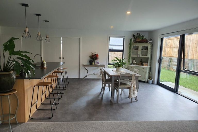 Photo of property in 49b Western Avenue, Omokoroa, 3172