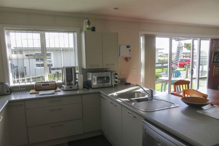 Photo of property in 82 Lothian Crescent, Strathern, Invercargill, 9812