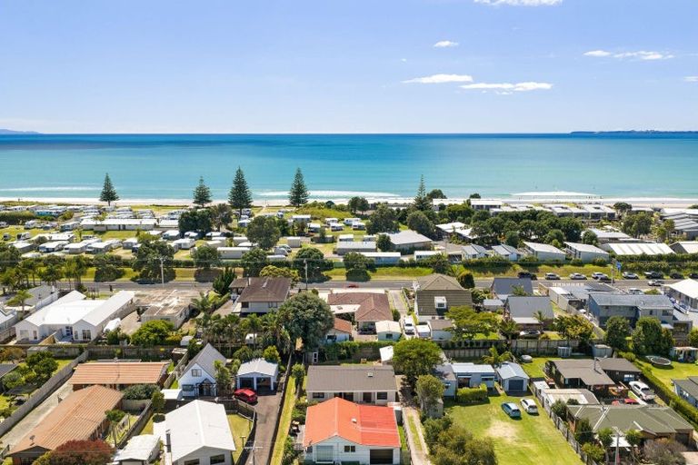 Photo of property in 30 Percy Road, Papamoa Beach, Papamoa, 3118