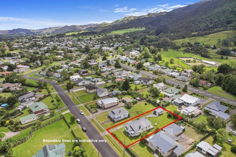 Photo of property in 14 Farmer Street, Te Aroha, 3320