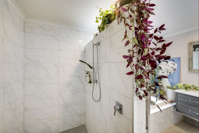 Photo of property in The Trading Post, 900 Waimarama Road, Waimarama, Havelock North, 4294