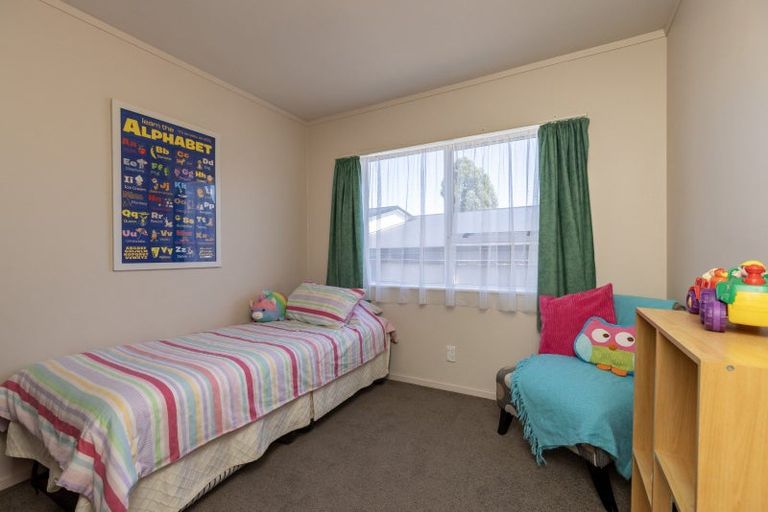 Photo of property in 70a Rimu Street, Waikanae, 5036