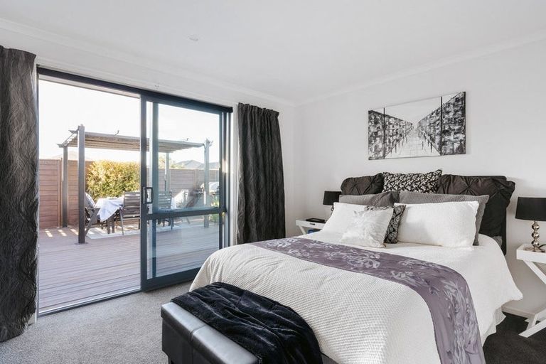 Photo of property in 18 Kakariki Drive, Coastlands, Whakatane, 3120