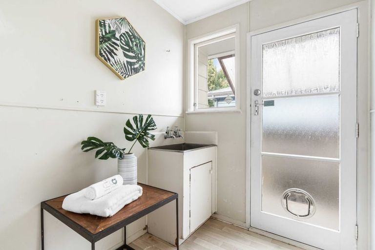 Photo of property in 15 Frostbite Place, Ranui, Auckland, 0612