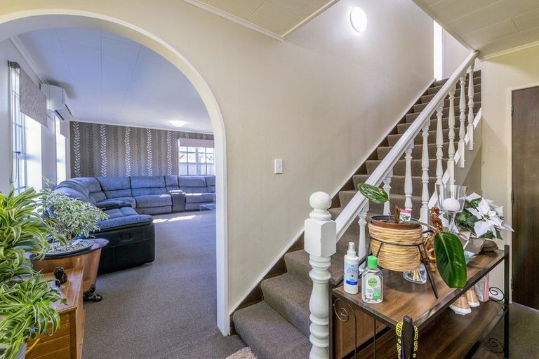 Photo of property in 5 Titoki Place, Levin, 5510