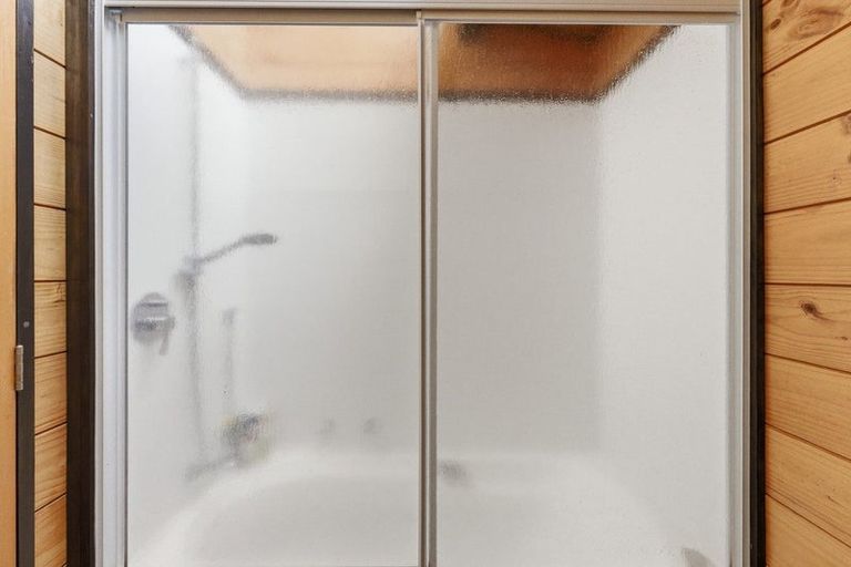 Photo of property in 10a Virginia Place, Whalers Gate, New Plymouth, 4310