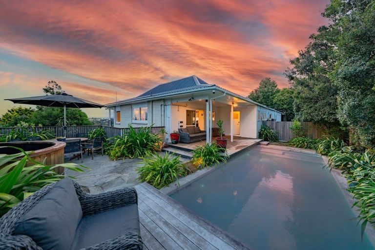 Photo of property in 132 Porritt Avenue, Chatswood, Auckland, 0626