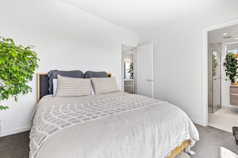 Photo of property in 26 Stackbrae Avenue, Wanaka, 9305