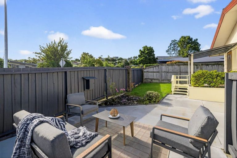 Photo of property in 28 Achilles Crescent, Welcome Bay, Tauranga, 3112